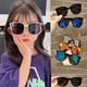thumbnail image 4 of Gafas de sol pequeñas de tres puntas para niños, gafas de sol para niños, gafas de sol de moda HD a prueba de rayos UV, 4 of 6