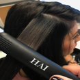 thumbnail image 3 of Styling Iron Hai Professional 1.0 Neo con placas de 1 pulgada, 3 of 3