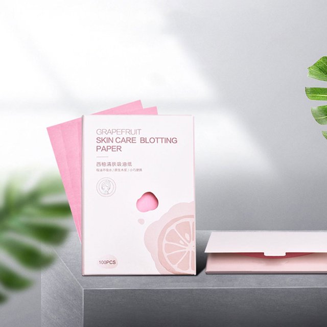 Raindrops Face Oil Absorbing Tools in Pink with Scented Oil Control Papers for Convenient Use