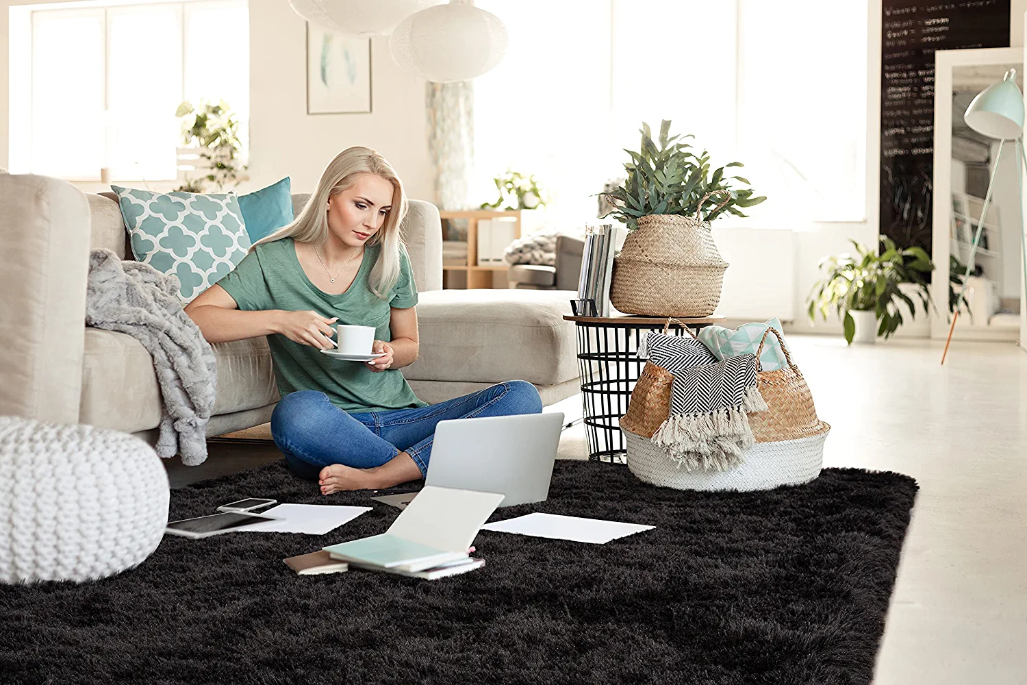 Lochas Fluffy Rug Soft Fuzzy Shag Carpet for Bedroom Living Room Indoor Home Decor Nursery Big Area Rugs, 5'x8',Black