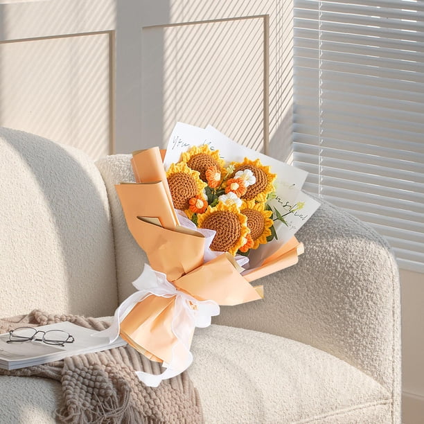 Mini ramo de flores tejidas a mano, ramo de flores de ganchillo completo, flores artificiales de ganchillo para decoraciones del salpicadero del coche