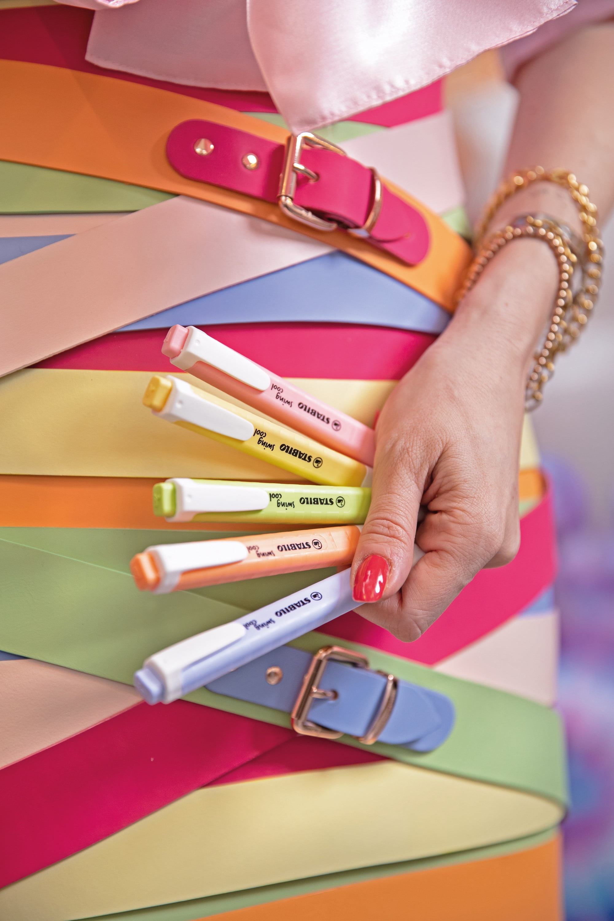 Set de Escritorio con 18 Marcadores swing cool Pastel STABILO Multicolor