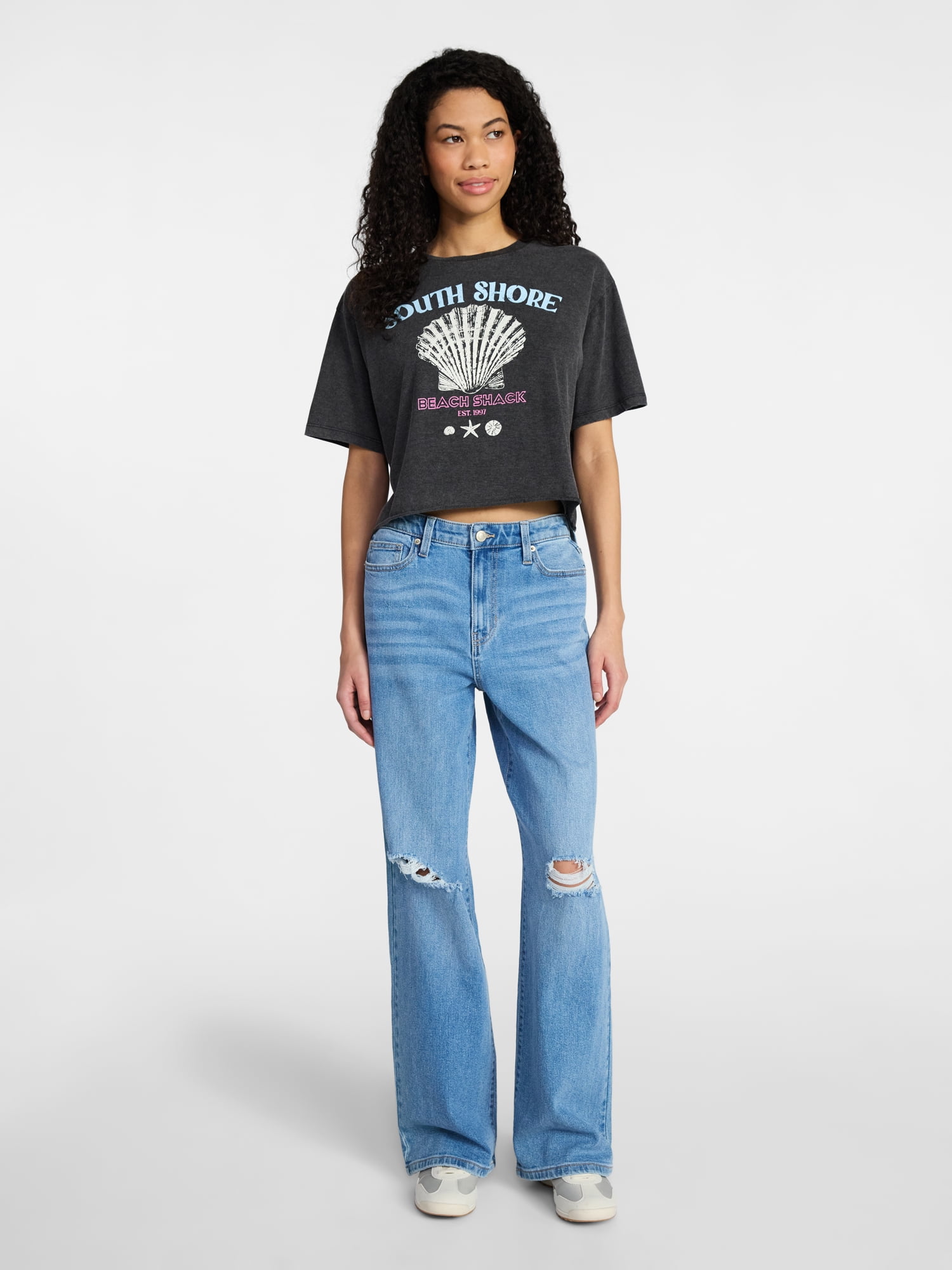 No Boundaries Boxy Cropped Graphic Tee, Women's XXS-XXL
