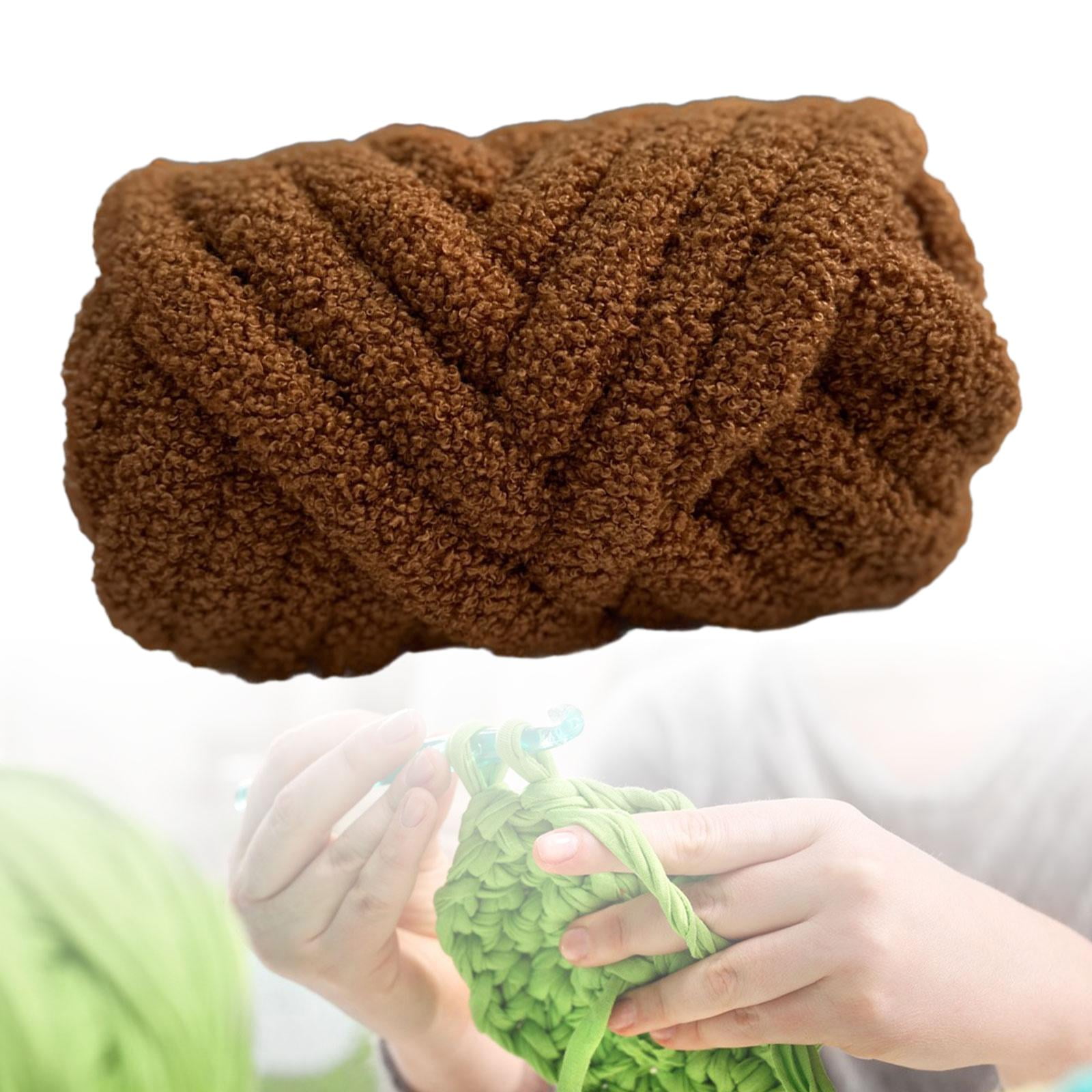 perfeclan Chunky Wool Yarn, Arm Knitting Yarn, Lightweight DIY Hand Knitting, Bulky Yarn, Heavy Yarn for Crafts, Bed, Fence, Hats, Tapestry, Sweater Caramel