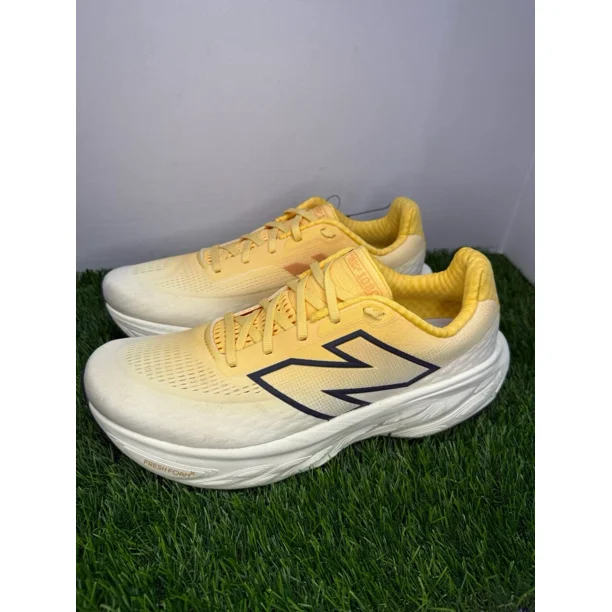 New Balance Men's Fresh Foam X 1080v14 Shoes in White and Yellow Size 11 D