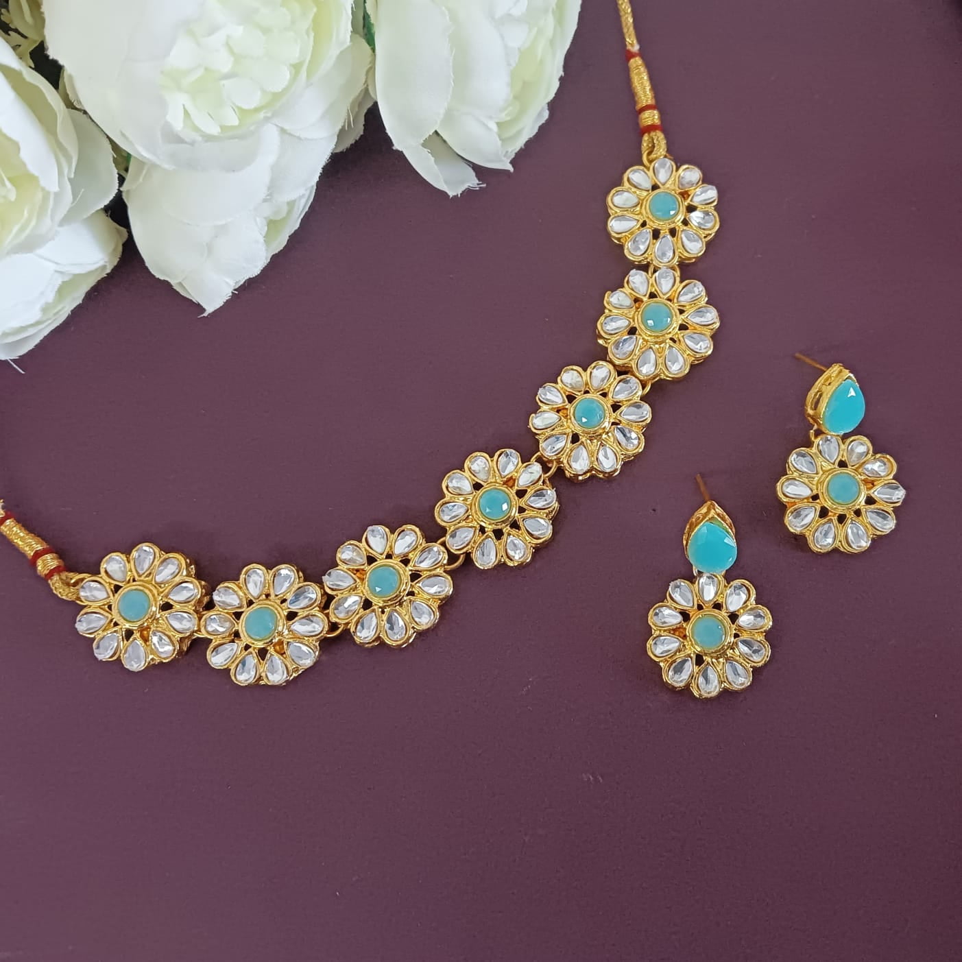 Fancy Bridal Elegant Artificial Flower Jewellery at Rs 1100/piece in  Jamnagar