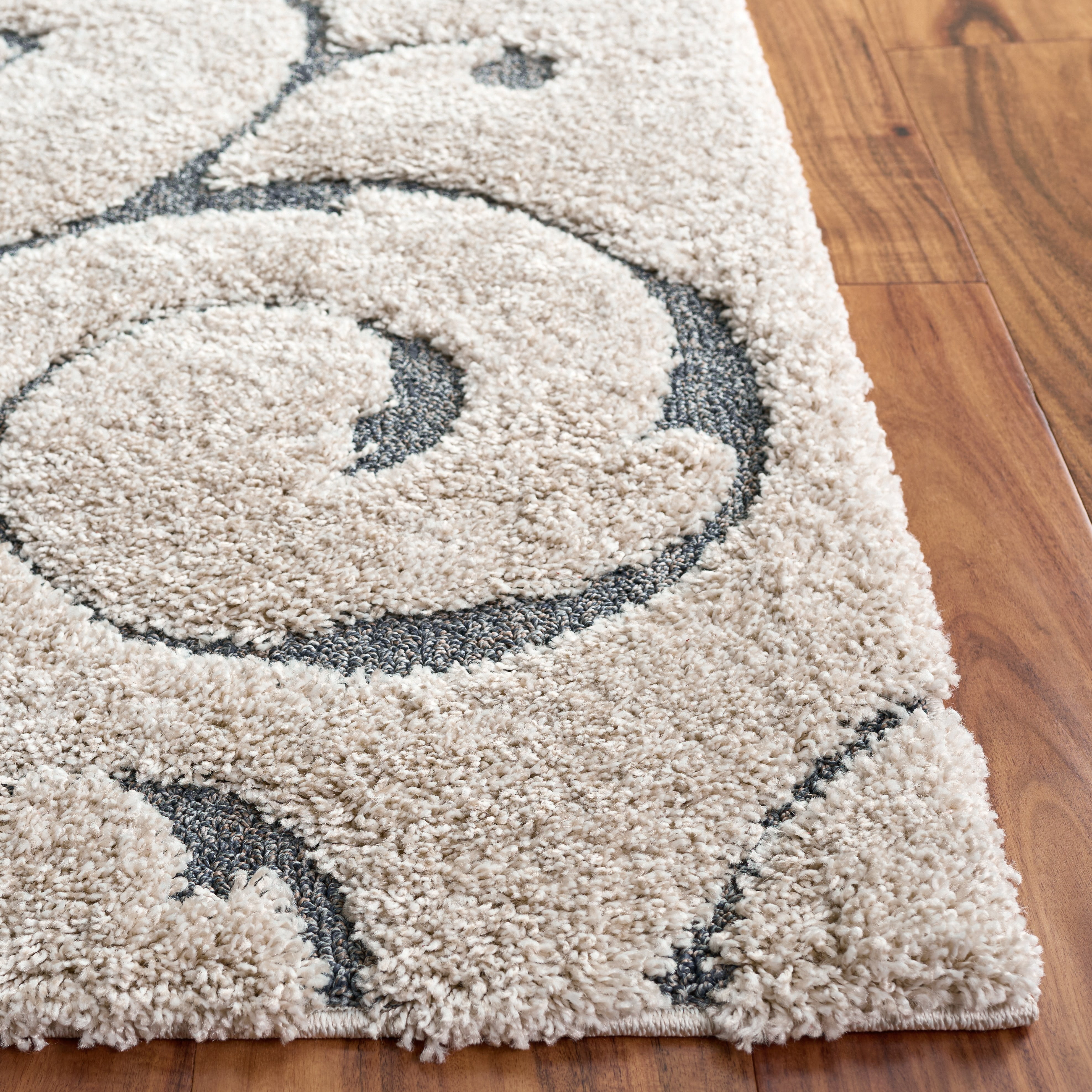 Safavieh Florida Doug Floral Vines Geometric Shag Area Rug, Beige/Blue Gray, 6' x 8'