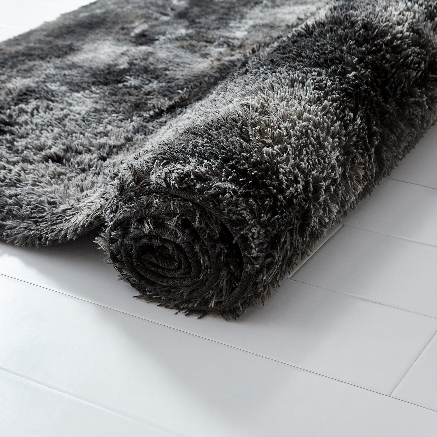 MerryHome Soft Plush Faux Fur Area Rug, Fuzzy Carpet Decor Rug for Bed Room,Black(4x6 Feet)