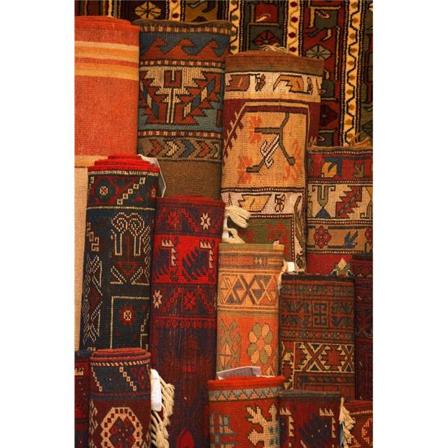 Gros Plan de Rouleaux de Tapis Affiche Imprimée par Carson Ganci&44; 22 x 34 - Grand
