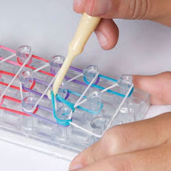 The Beadery Wonder Loom Kit, Gift for Kids, Includes 600 Rubber Bands - image 2 of 7