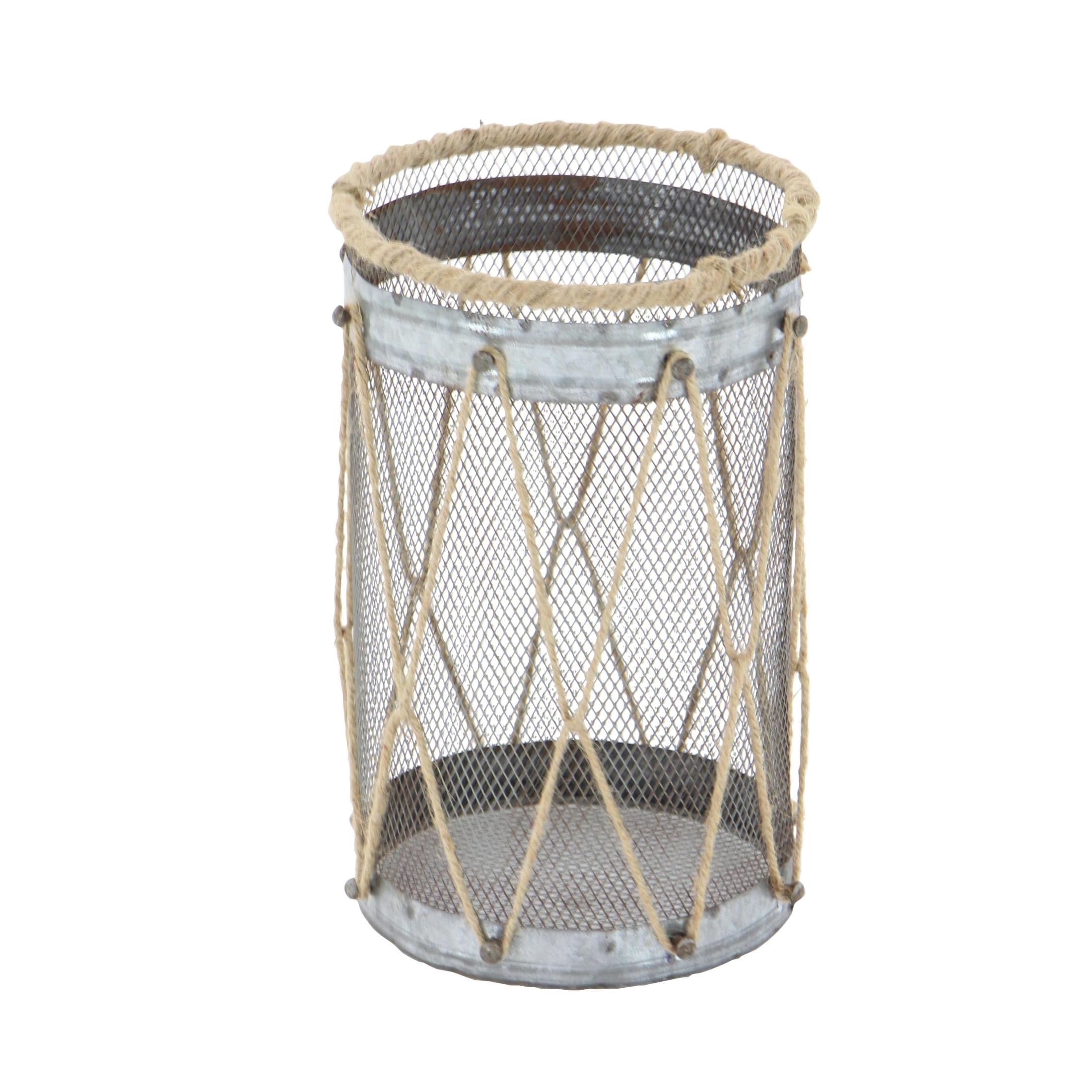 DecMode 3 Holder Silver Metal Decorative Candle Lantern, Set of 3
