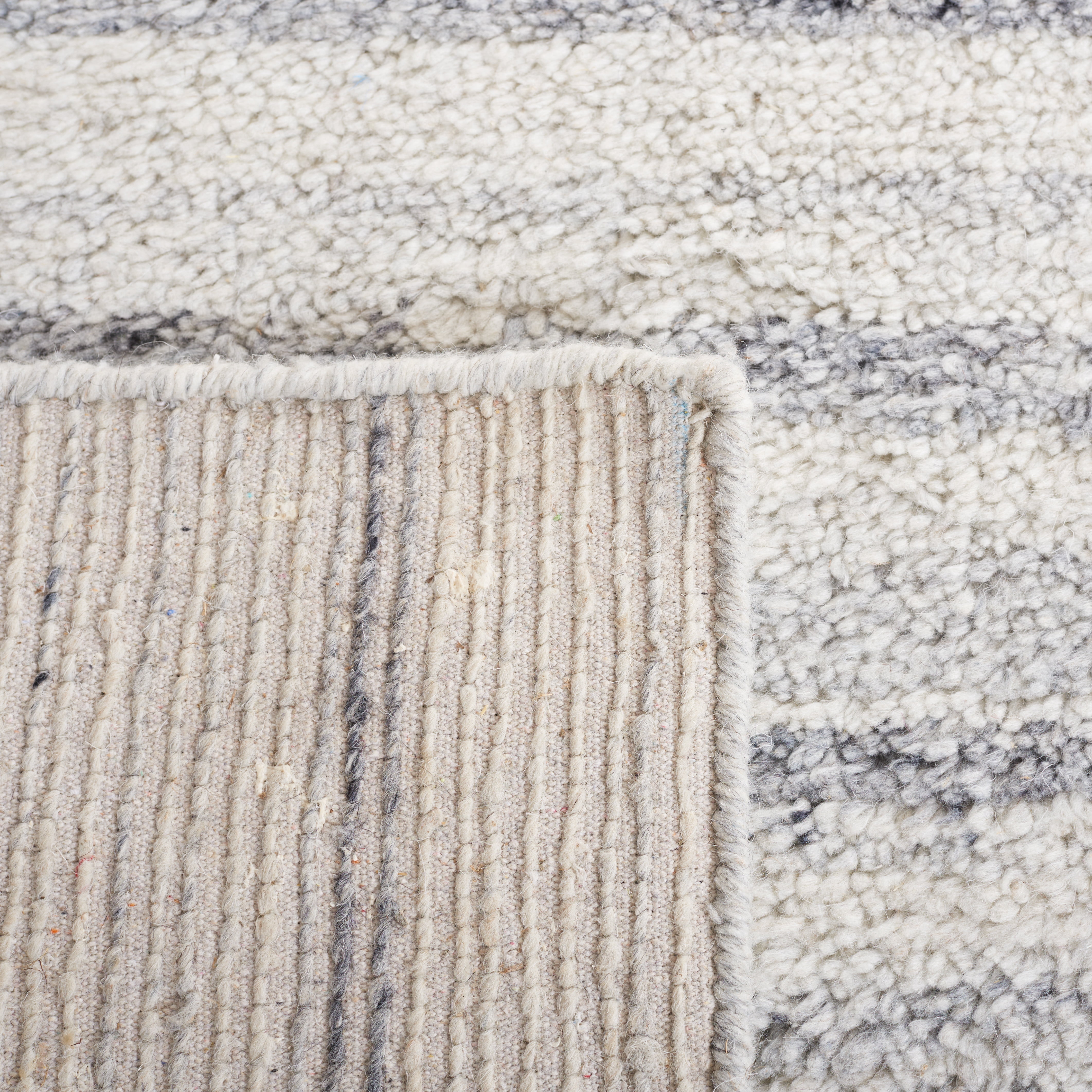 SAFAVIEH Casablanca Katharine Distressed Area Rug, Grey/Ivory, 5' x 8'