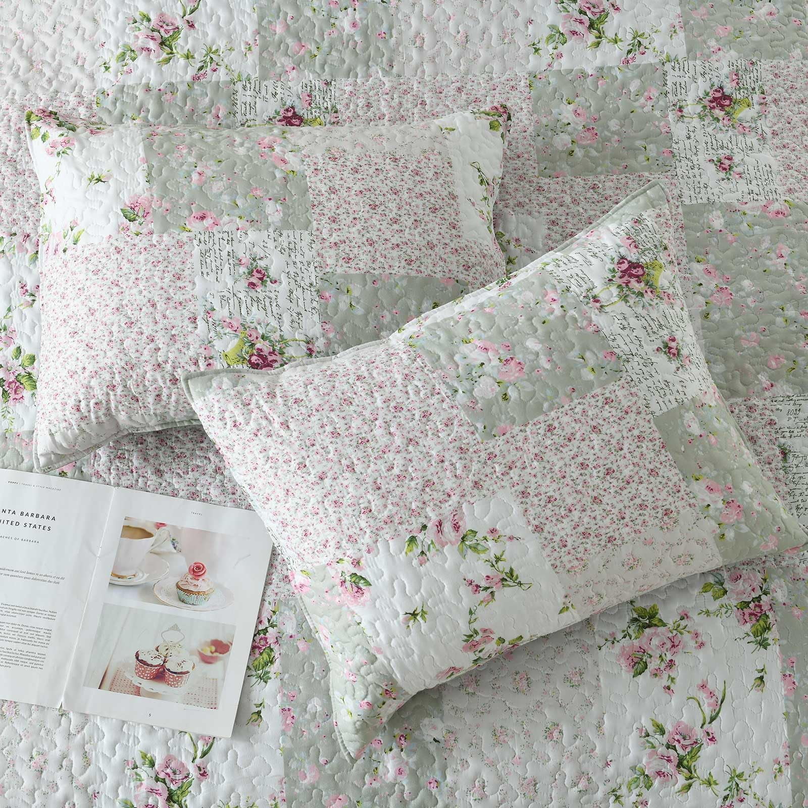 Queen Size Quilt Sets, Greagle 3-Piece Soft Warm Lightweight Bedspread Machine Washable Summer Quilt Bedding Set with Pillow Shams, Gray Plaid Patchwork Print, 90"x90"