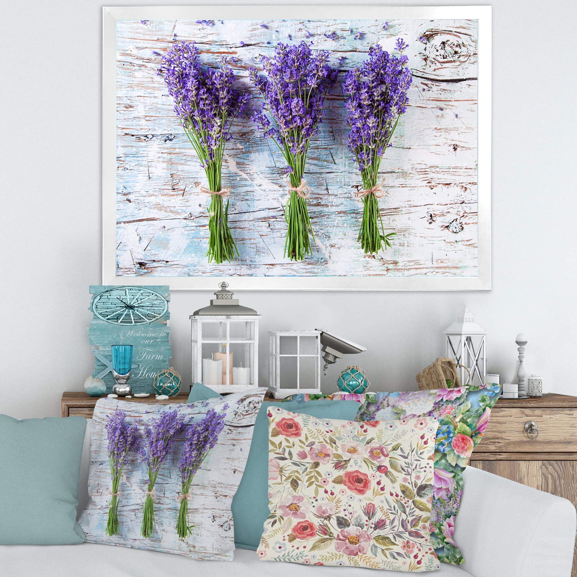 Designart 'Fresh Lavender Bouquets On Wood' Farmhouse Framed Art Print