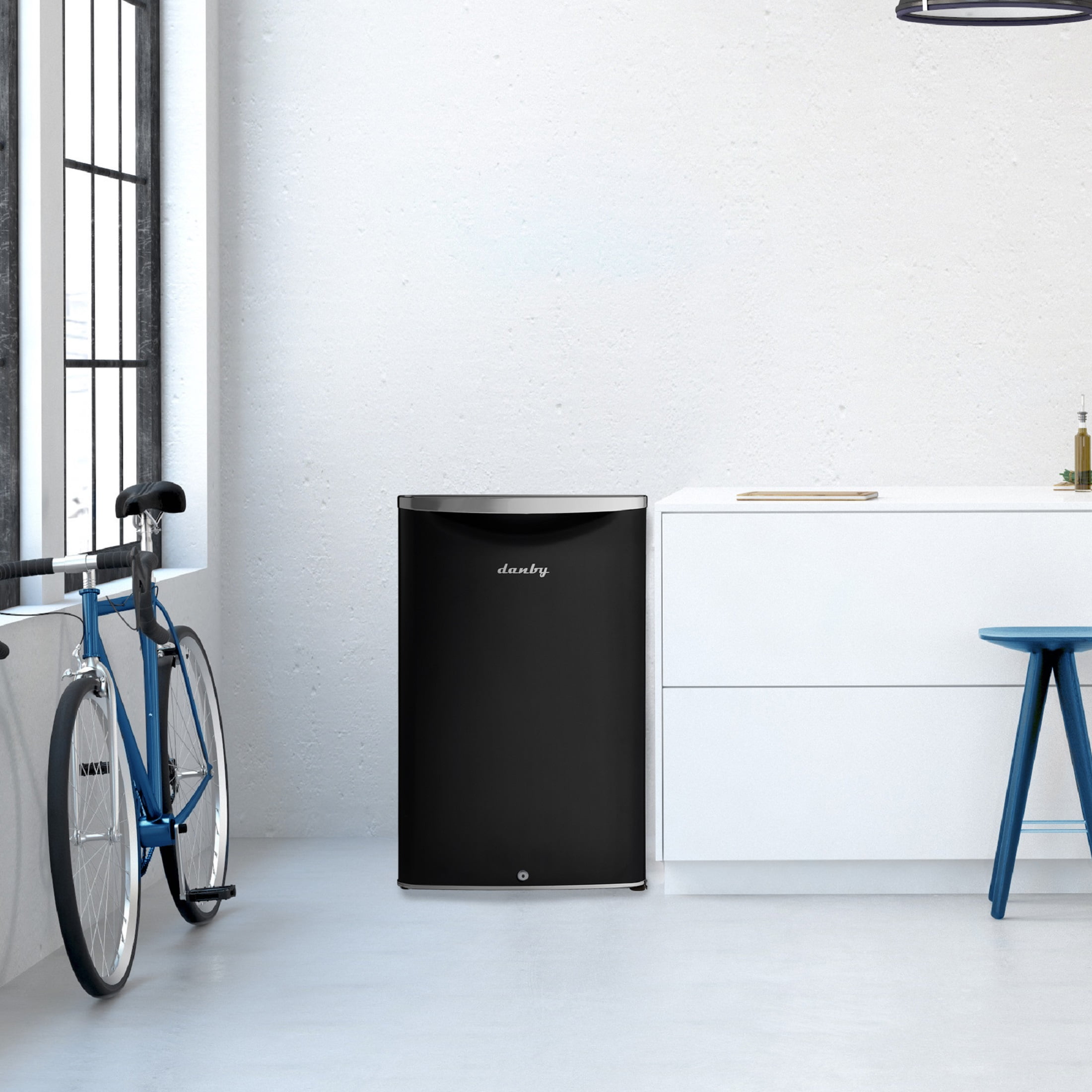 Danby 4.4 Cu Ft Mini All-Refrigerator DAR044A6MDB, Midnight Black