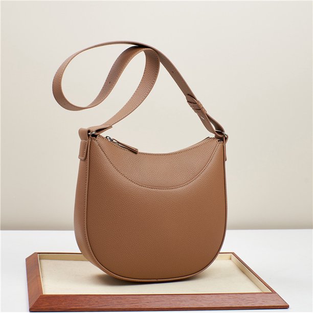 2024 Nuevo bolso cruzado de cuero suave para mujer Bolso de hombro de madre de moda Exquisito bolso de compras versátil para mujer