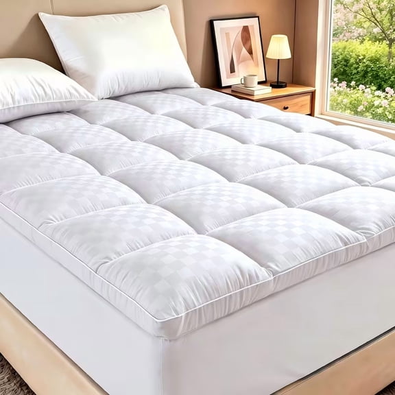 Mattress Pad Pillow Top Mattress Cover Quilted Fitted Mattress Protector Top Stretches up 8-21" Deep Pocket Cooling(White)