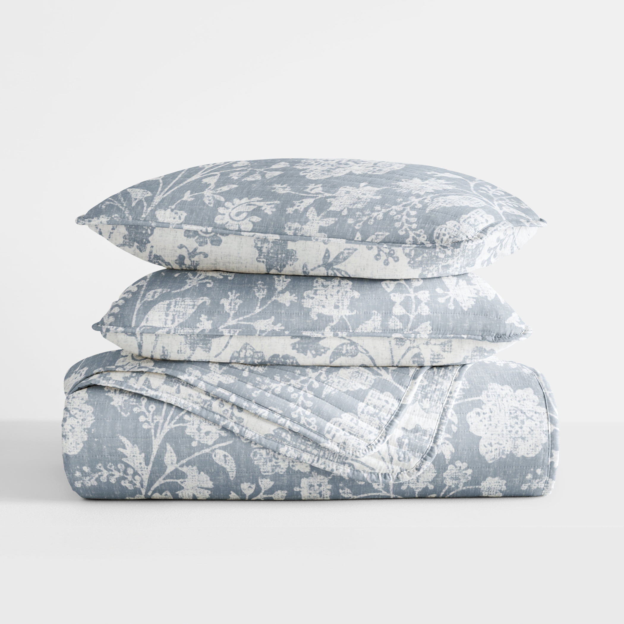 Lightweight Quilt Set Super Soft Wrinkle Resistant Quilted Coverlet Floral Patterns by Comfort Canopy