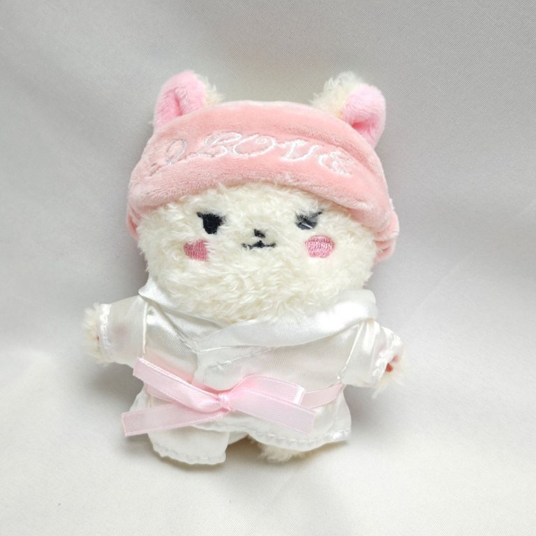 idle gidle シュファ SHUHUA ドール 10cm ぬいぐるみ レア idle gidle シュファ SHUHUA ドール 10cm ぬいぐるみ レア Kpop