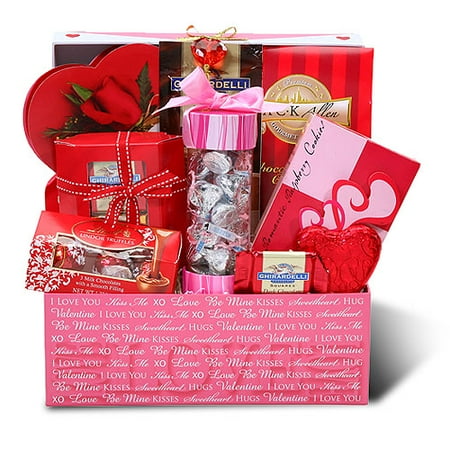 Hearts Desire Deluxe Chocolate Gift Basket