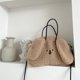 thumbnail image 1 of Bolso De Hombro De Conejo Likrtyny Para Estrenar, 1 of 9