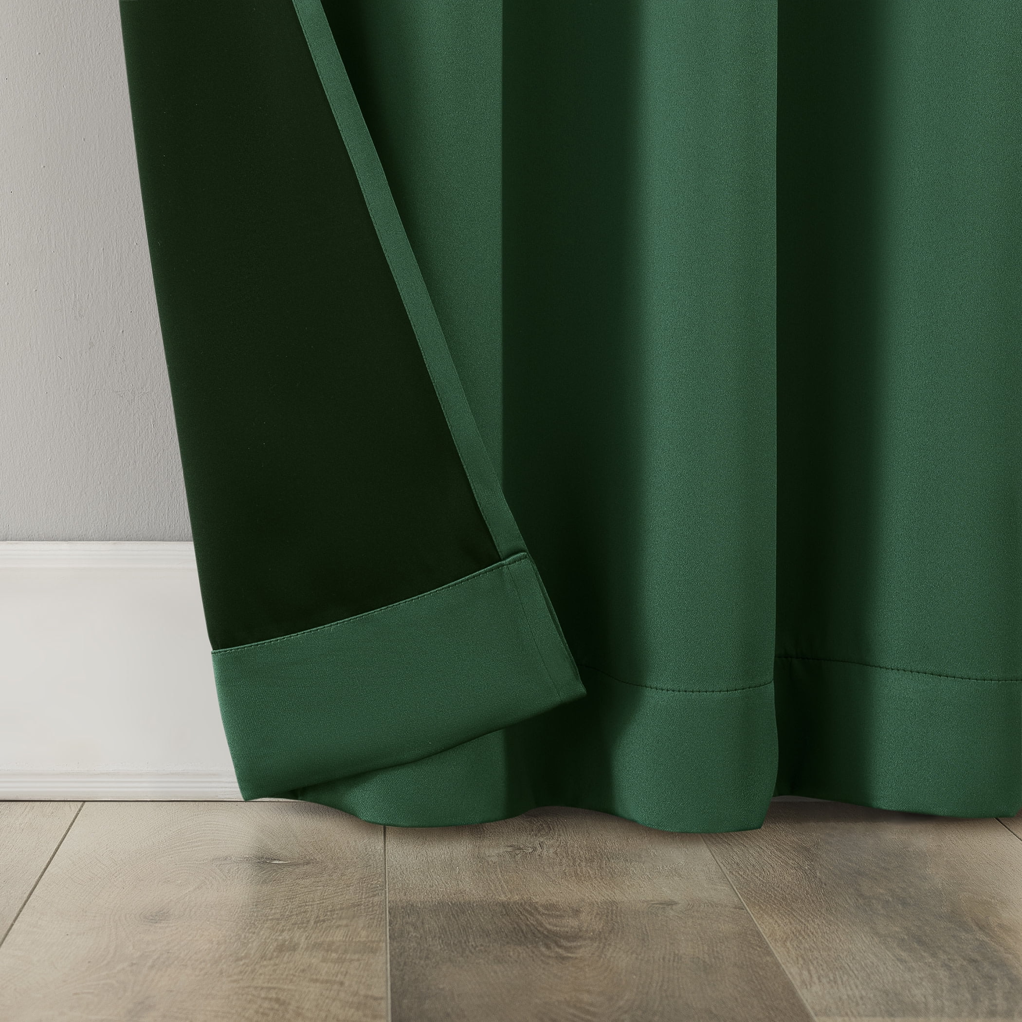 Sun Zero Rianna Theater Grade Extreme 100% Blackout Rod Pocket Curtain Panel, 40"W x 96"L, Malachite Green