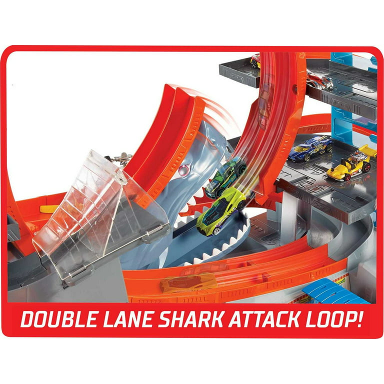 Hot Wheels Ultimate Garage Tower Shark Loop Racetrack, 2 Vehicles