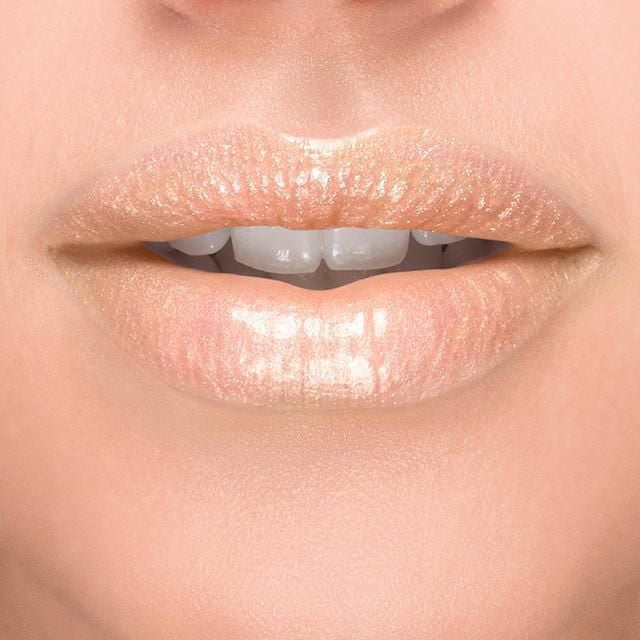 L'Oréal Paris Colour Riche Lip Plumper, Plump and Shine Lipstick, 3.6 gr