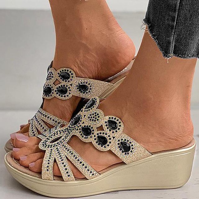 CAICJ98 Womens Sandals Women's Rivet Rhinestone Pearl Flat Sandals Slip on Memory Foam Sandals Open Toe Slide Sandals,Black