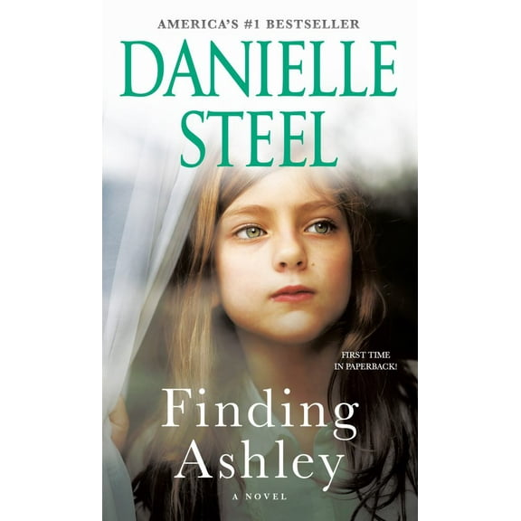 Danielle Steel: Finding Ashley: A Novel (Paperback)