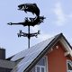 thumbnail image 4 of Veleta de acero inoxidable con estatuil de animal, práctico indicador de dirección del viento, adorno de manualidades de estilo d Salmón Soledad Veleta, 4 of 7