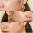 thumbnail image 4 of Aros Ovalados Gruesos de Múltiples Bucles JeenMata Chapados en Oro Amarillo, 4 of 5