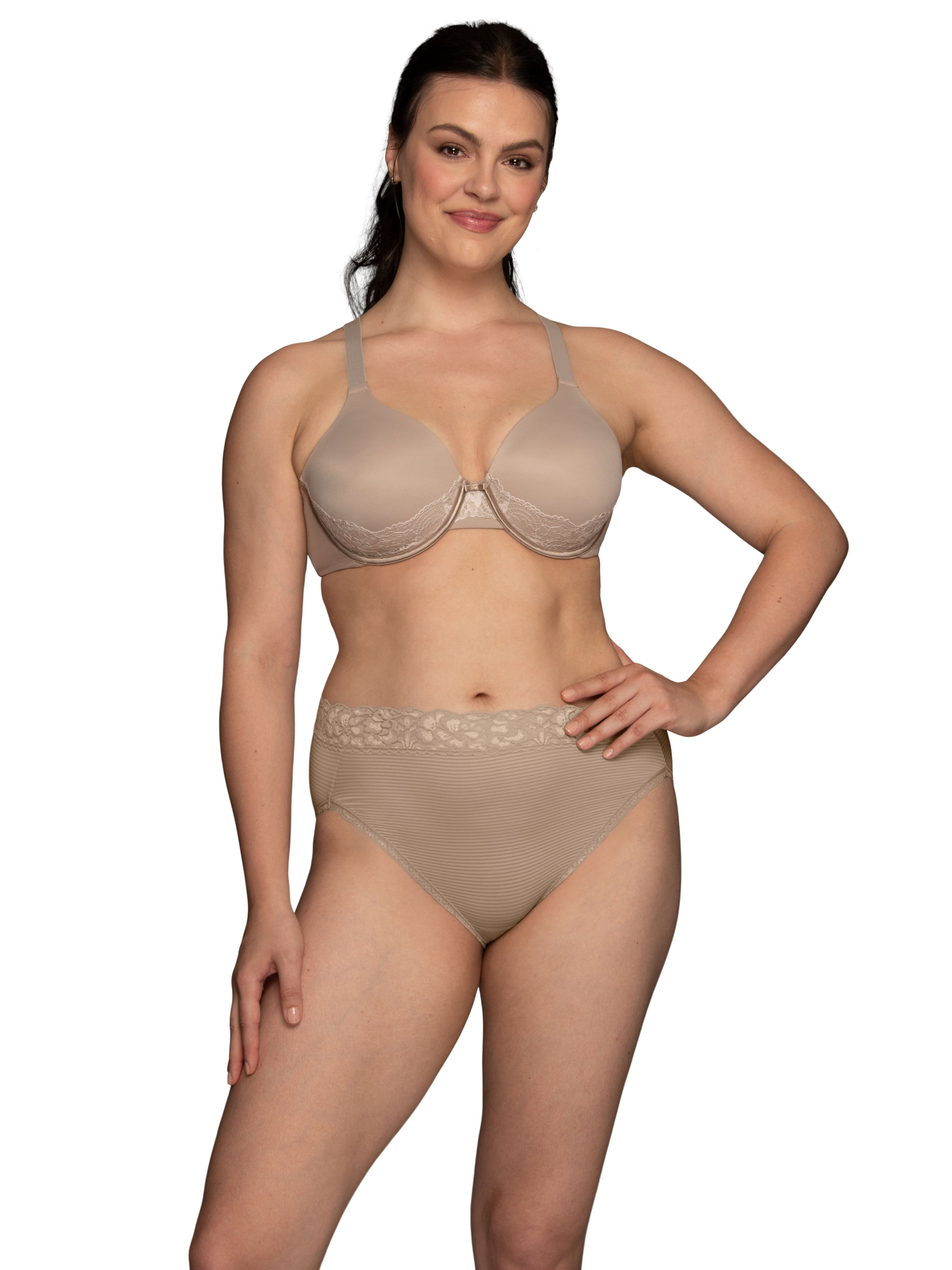 Vanity Fair Lingerie Women's Beauty Back Full-Figure Smoothing Underwire Bra with Lace, Style 76382