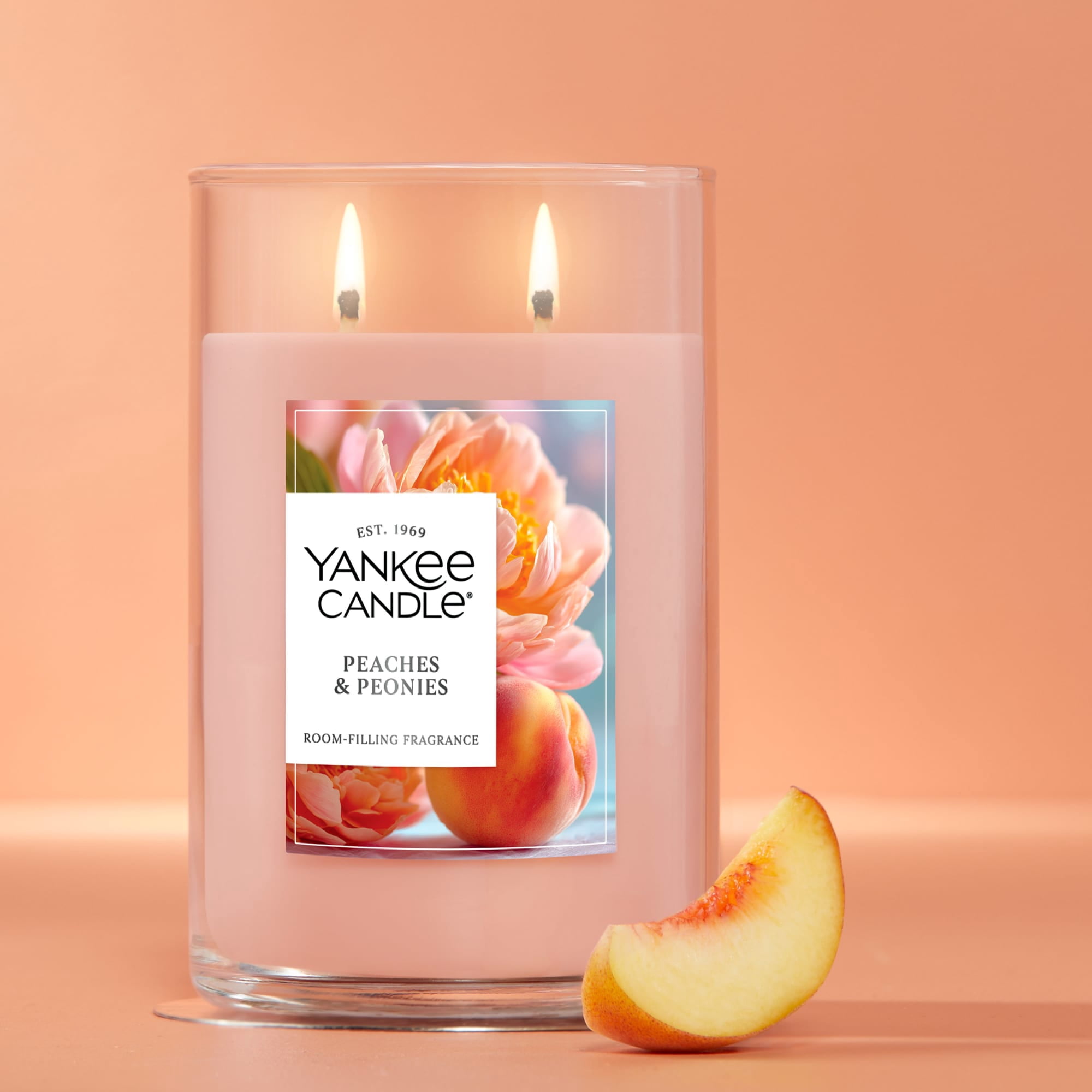 Yankee Candle Peaches & Peonies Large Tumbler Scented Candles, 20 oz