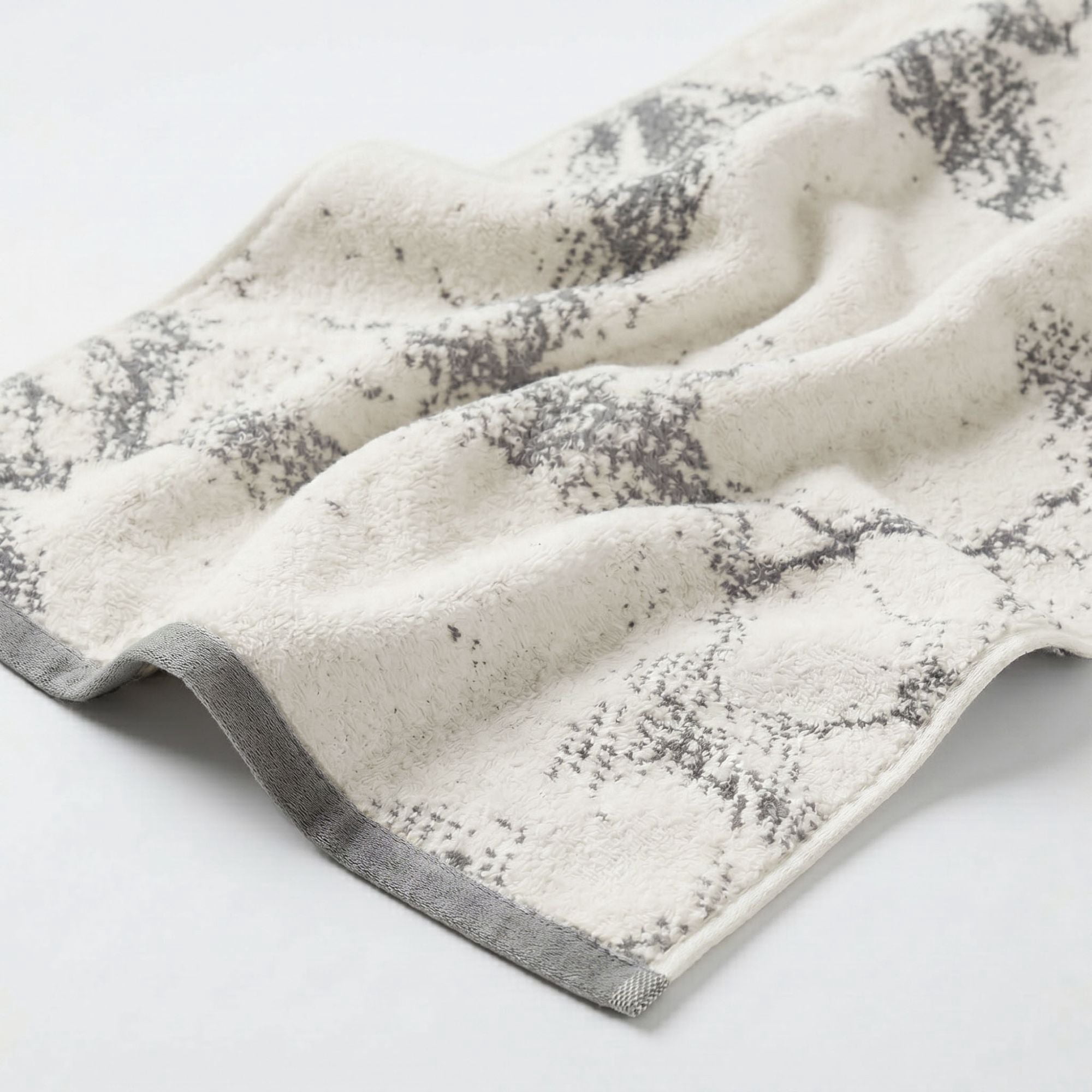 Superior Marble and Solid Jacquard Assorted Cotton 10 Piece Towel Set, Ivory - Charcoal