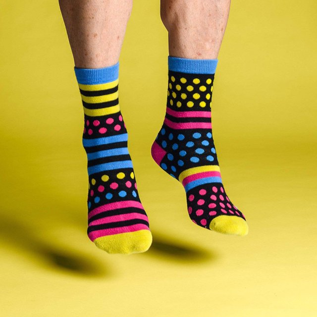 MSJUHEG Chaussettes pour Femmes, Chaussettes Froncées Femmes, Chaussettes Tube Femmes, Chaussettes Rétro, Chaussettes Rayées Femmes, Chaussettes pour Filles Motif Rayé Coloré Nouveauté Mignon B Taille Unique