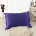 thumbnail image 2 of Funda de almohada ALASKA BEAR Silk 100% Mulberry Silk Queen Vibrant Purple, 2 of 3