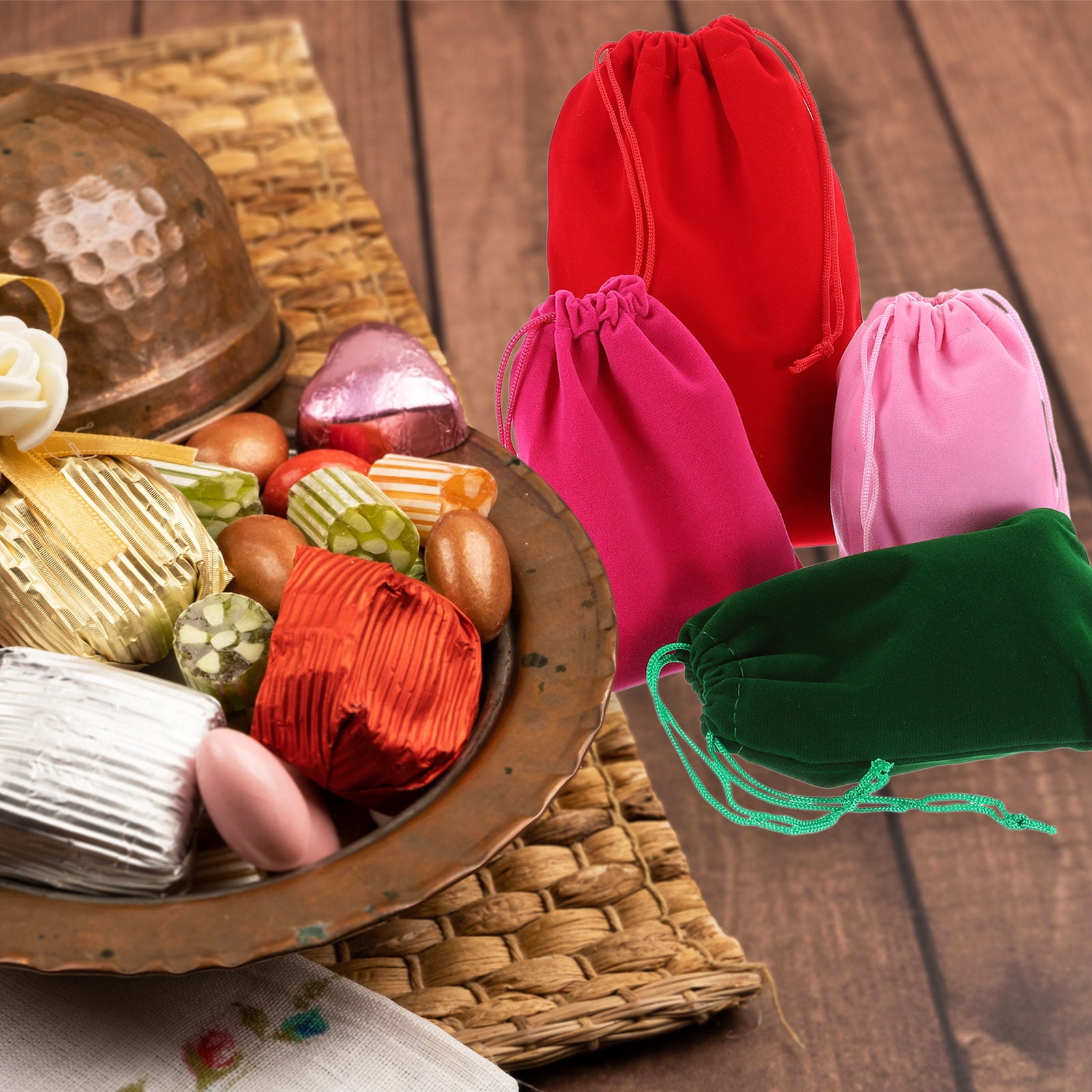 Unique Bargains Velvet Gift Bags Jewelry Drawstring Pouches for Wedding Favor 2"x2.8" Red