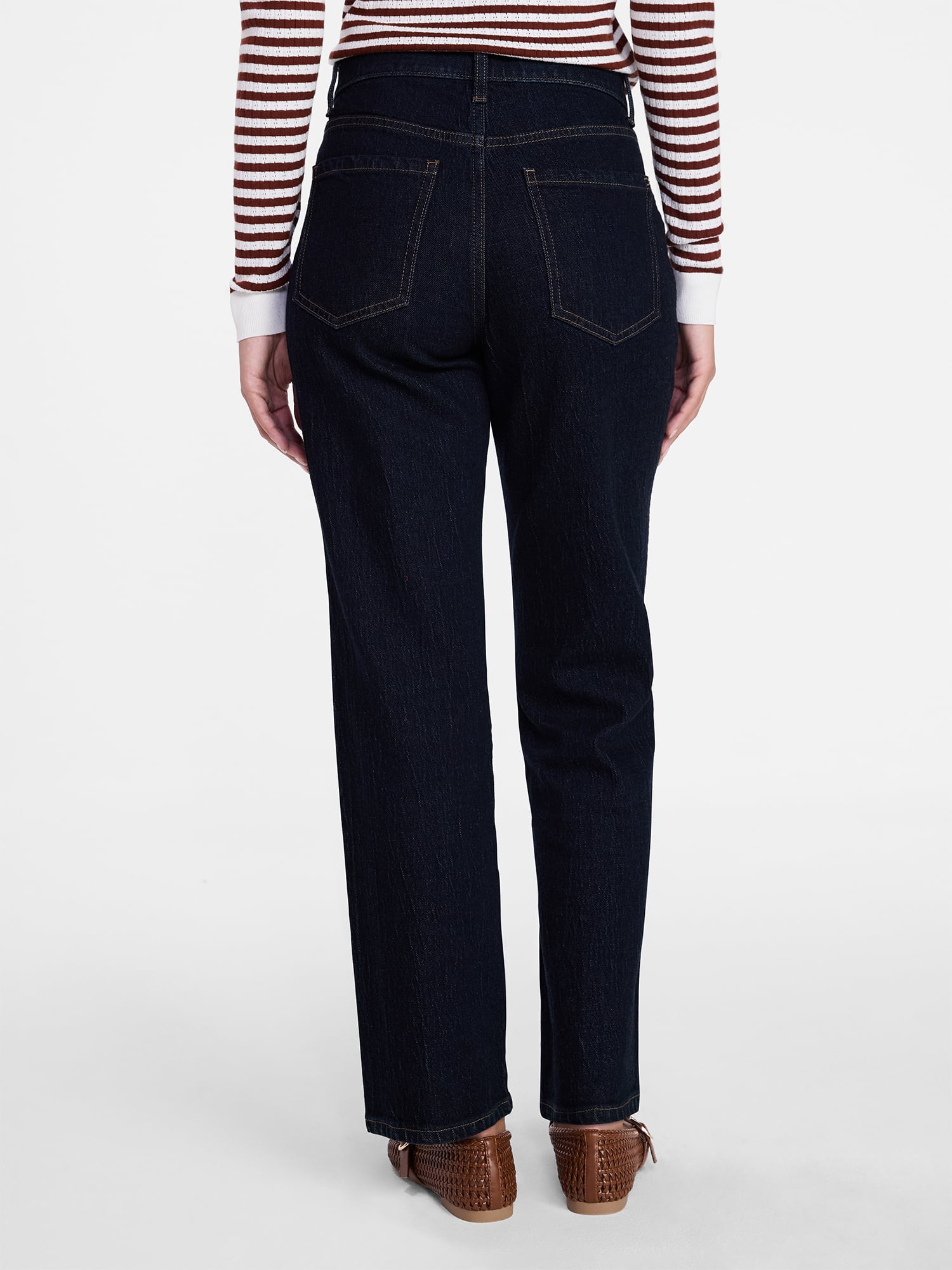 Time and Tru Women's High Rise Relaxed Straight Leg Jeans, 30" Inseam, Sizes 0-22