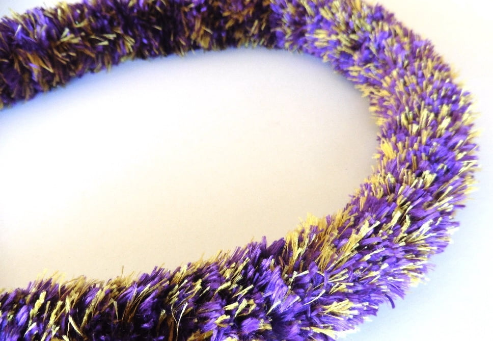 Funcraft Purple & Gold Combo Yarn Lei, 1 Each