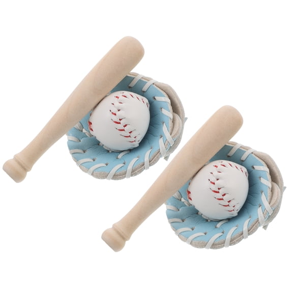 GOOHOCHY 2 juegos de accesorios para casa de muñecas, miniaturas deportivas, bate de béisbol, guante y pelota, juego para mini casa de muñecas, cocina, jardín de hadas, decoración de tartas,