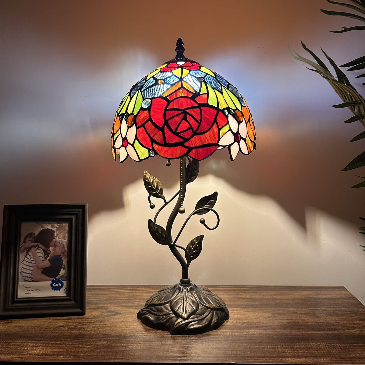 Tiffany Table Lamp Red Orange Blue Stained Glass Rose Flowers LED Bulb Included Iron Metal Leaves Bronze Base for Living Room Dining Room Bedroom Bedside 20"H*10"W