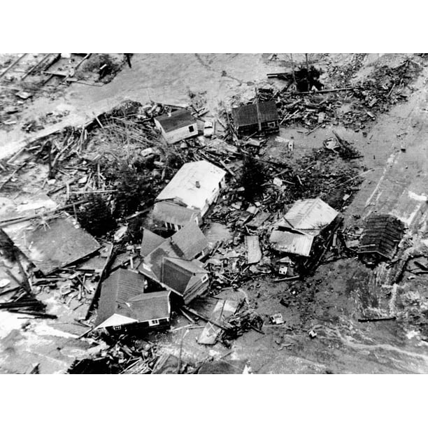 1964 Alaska Earthquake. A 30 Foot High Tidal Wave Caused ...