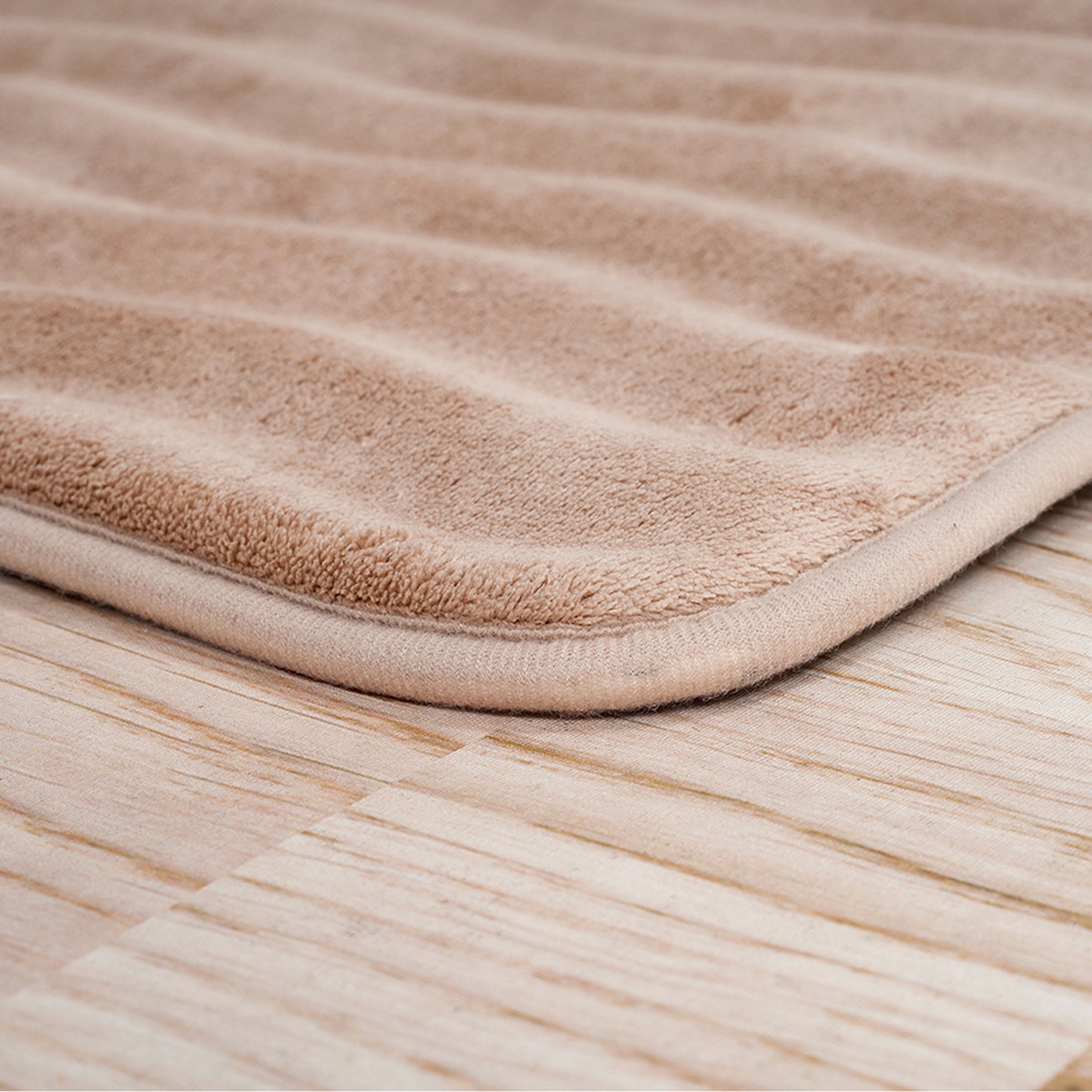 Bathroom Rug Set- 2-Piece Memory Foam Bath Mats-Wavy Microfiber Top-Non-Slip Absorbent Runner for Shower, Tub, Sink, or Kitchen by Somerset Home (Taupe)