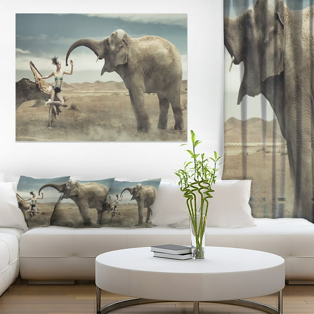 Aguichant Lady avec Éléphant - Impression sur Toile Animal