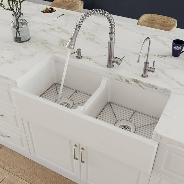 Wall Fireclay Double Bowl Farm Sink, What Are The Benefits Of A Farmhouse Sink