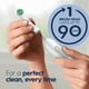 thumbnail image 5 of Oral-B Pro 1000 CrossAction cepillo de dientes eléctrico, blanco y negro, 2 unidades, 5 of 5