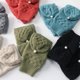 thumbnail image 2 of Guantes de invierno de punto de medio dedo unisex de color sólido con tapa y dedos cálidos para mujer, manoplas de poliéster, 2 of 2