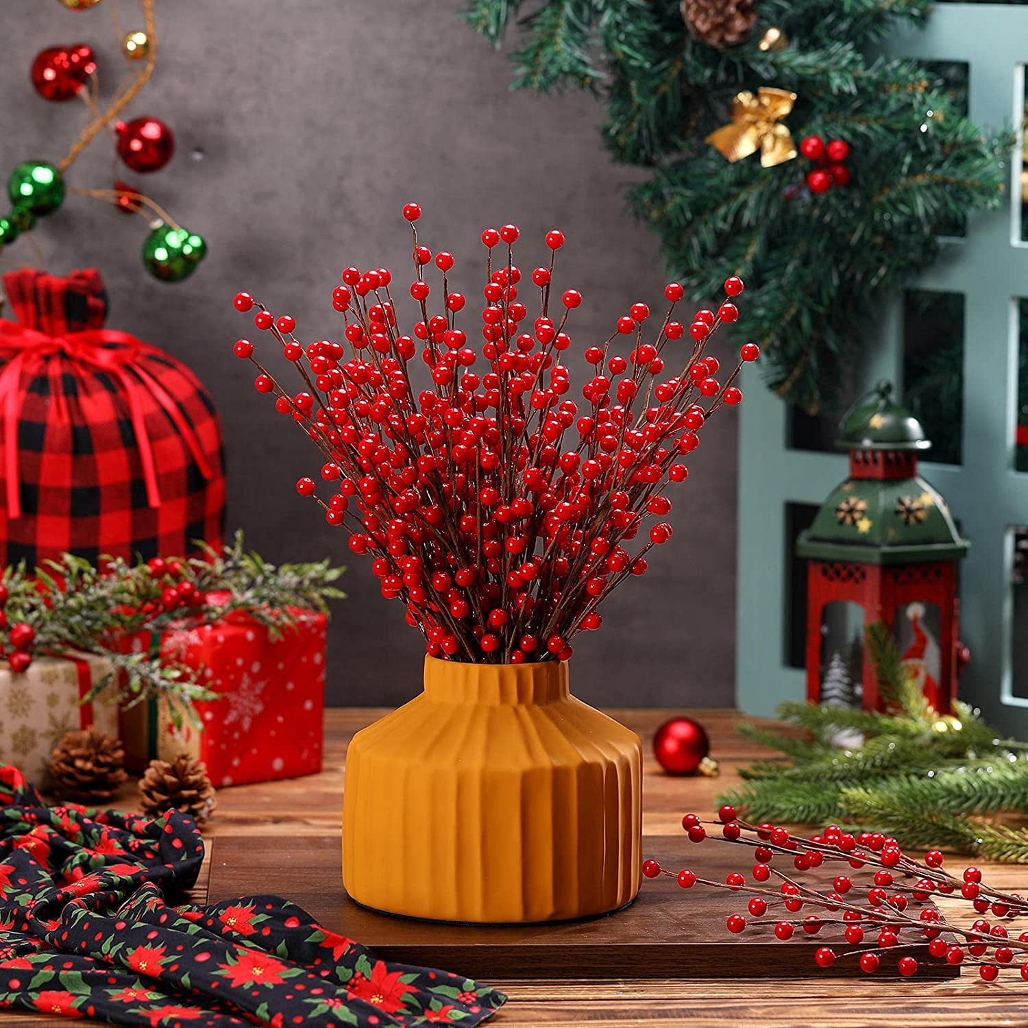 20 Pieces Christmas Artificial Berry Twigs for Christmas Tree Decoration 18 Inch Christmas Red Berry Stems Xmas Holly Berry Branches for Crafts Wreath Garland Christmas Ornaments Decor
