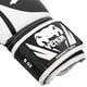 thumbnail image 4 of Guantes de Boxeo Venum Challenger 2.0 para Niños 114 g Negro/Blanco, 4 of 5